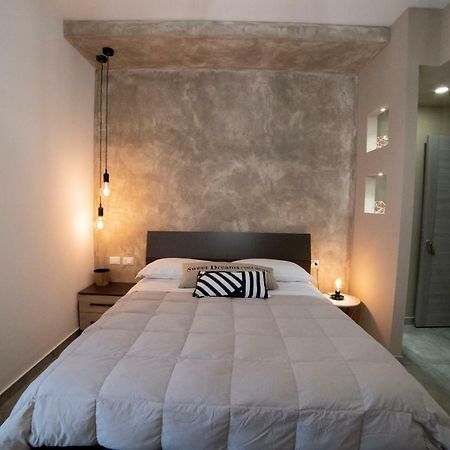 Anna & Alfredo Bed And Breakfast Дзаферана Етнеа Екстериор снимка