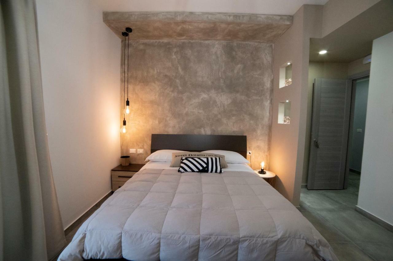 Anna & Alfredo Bed And Breakfast Дзаферана Етнеа Екстериор снимка