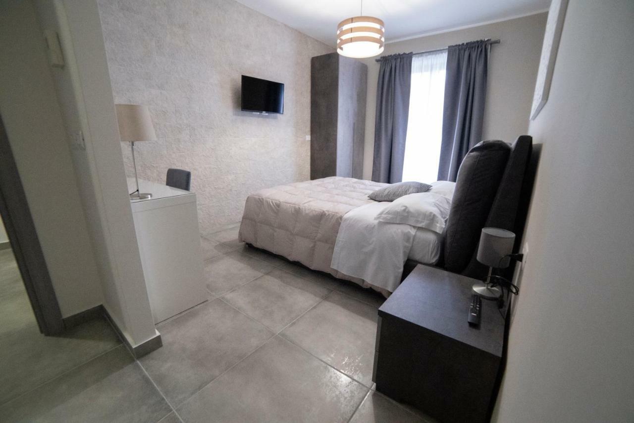 Anna & Alfredo Bed And Breakfast Дзаферана Етнеа Екстериор снимка